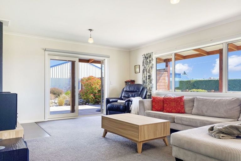 Photo of property in 11 Glencairn Road, Twizel, 7901