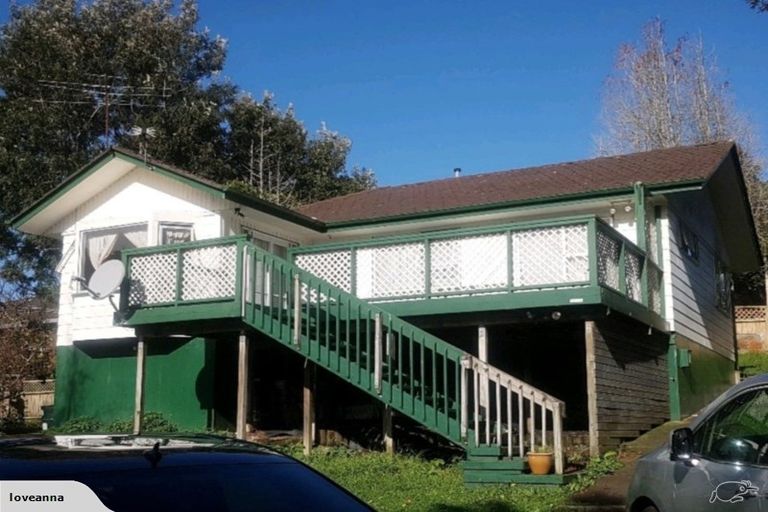 Photo of property in 16 Ransom Smyth Drive, Goodwood Heights, Auckland, 2105