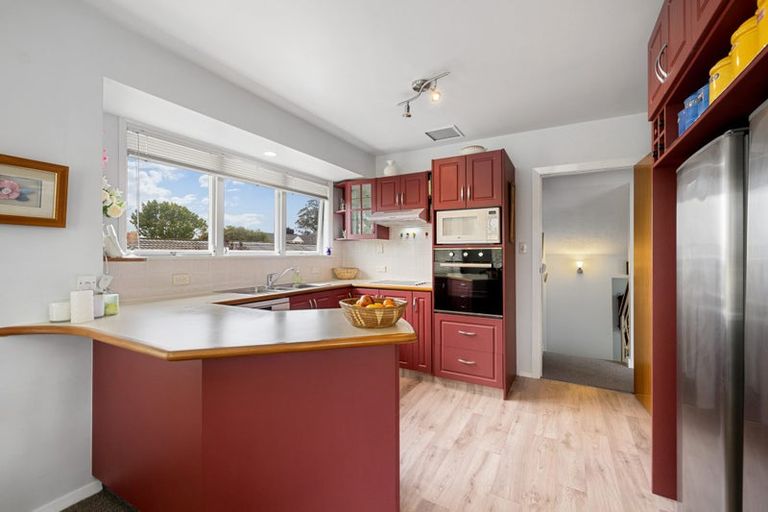 Photo of property in 57 Kent Lodge Avenue, Avonhead, Christchurch, 8042