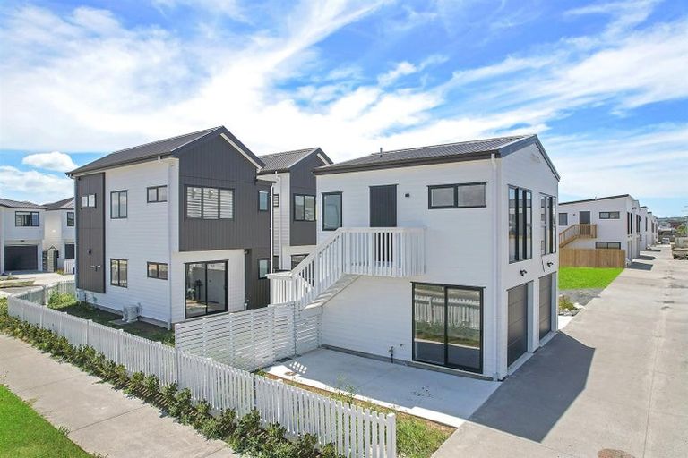 Photo of property in 72 Opoka Street, Papakura, 2110