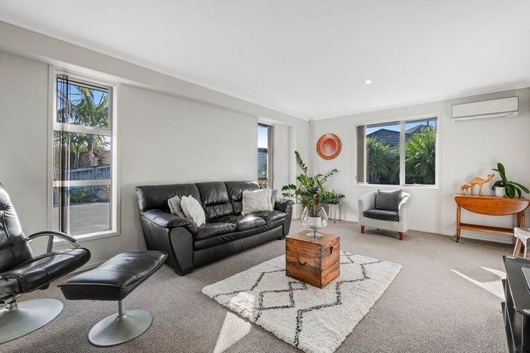 Photo of property in 11 Riverleigh Drive, Snells Beach, 0920