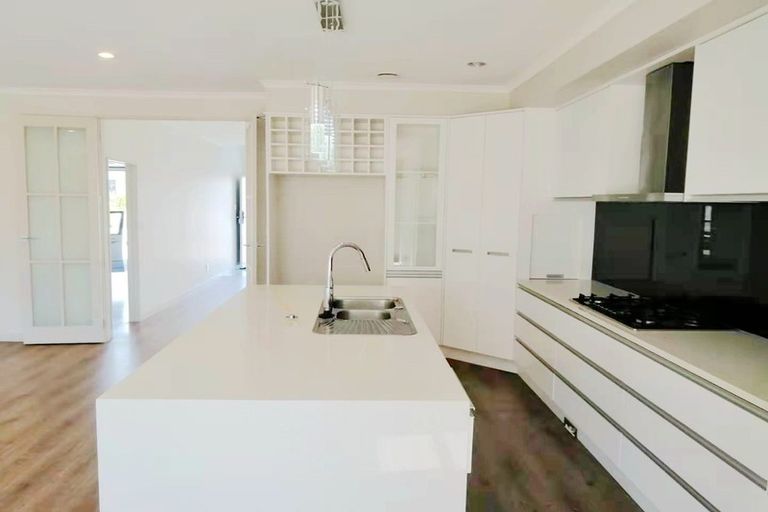 Photo of property in 10 Kildare Road, Flat Bush, Auckland, 2019