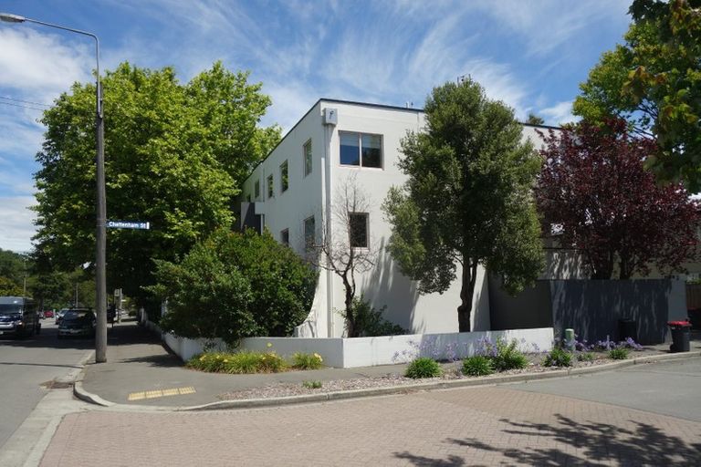 Photo of property in 1/55 Carlton Mill Road, Merivale, Christchurch, 8014
