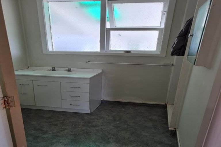 Photo of property in 8 Pohutukawa Drive, Tokoroa, 3420