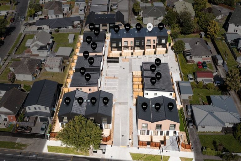 Photo of property in 9/342 Waiwhetu Road, Fairfield, Lower Hutt, 5011