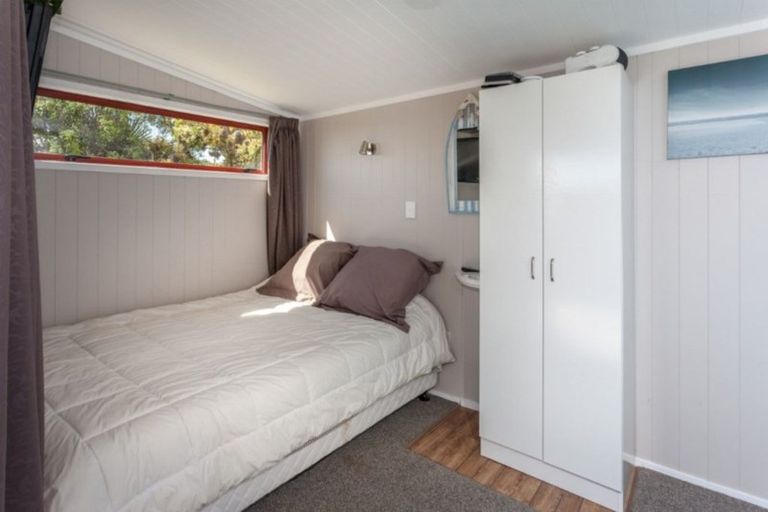 Photo of property in 426 Onemana Drive, Onemana, Whangamata, 3691