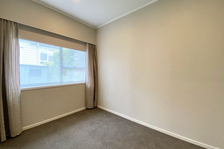 Photo of property in 2/39 Union Road, Howick, Auckland, 2014