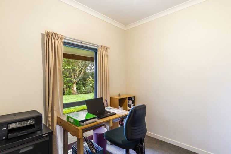 Photo of property in 879 Tukairangi Road, Acacia Bay, Taupo, 3385