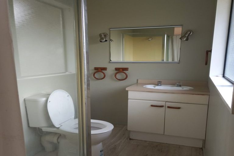 Photo of property in 1/36 Seabrook Avenue, New Lynn, Auckland, 0600