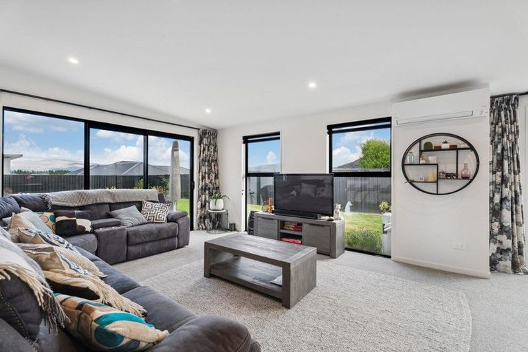 Photo of property in 38 Grandview Road, Lake Hawea, Wanaka, 9382