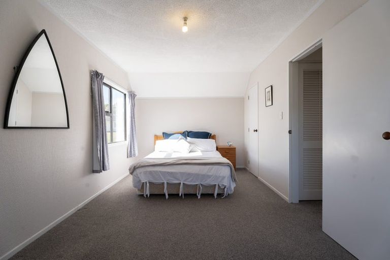 Photo of property in 1 Atwood Grove, Churton Park, Wellington, 6037