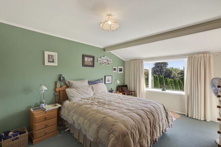 Photo of property in 6a Leatham Avenue, Strandon, New Plymouth, 4312