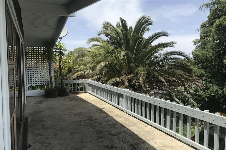 Photo of property in 154 Ti Rakau Drive, Pakuranga, Auckland, 2010