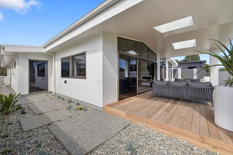 Photo of property in 63c Mangorei Road, Strandon, New Plymouth, 4312