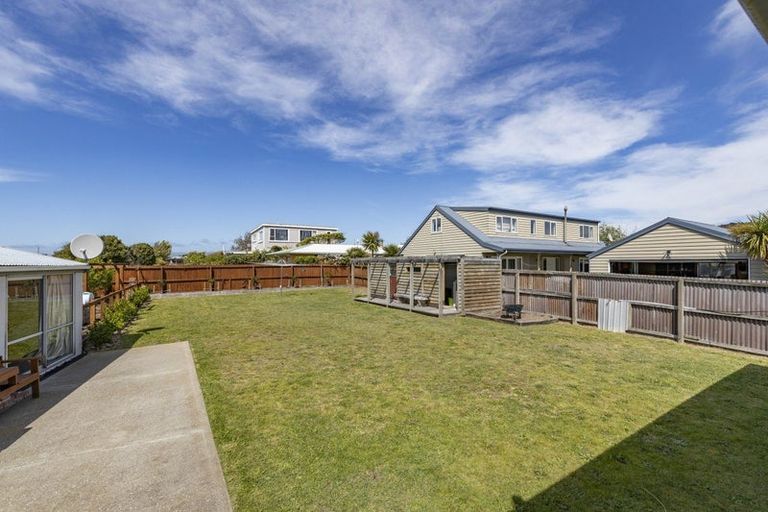 Photo of property in 8 Pandora Street, North New Brighton, Christchurch, 8083