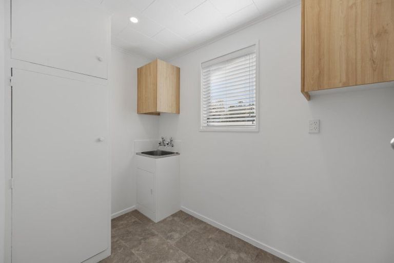 Photo of property in 16 Scarborough Road, Flaxmere, Hastings, 4120