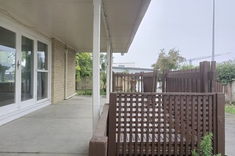 Photo of property in 364 Yaldhurst Road, Russley, Christchurch, 8042