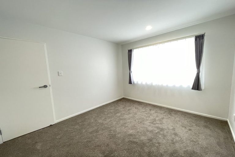 Photo of property in 13b Stott Avenue, Birkdale, Auckland, 0626