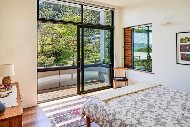 Photo of property in 4 Marama Terrace, Eastbourne, Lower Hutt, 5013