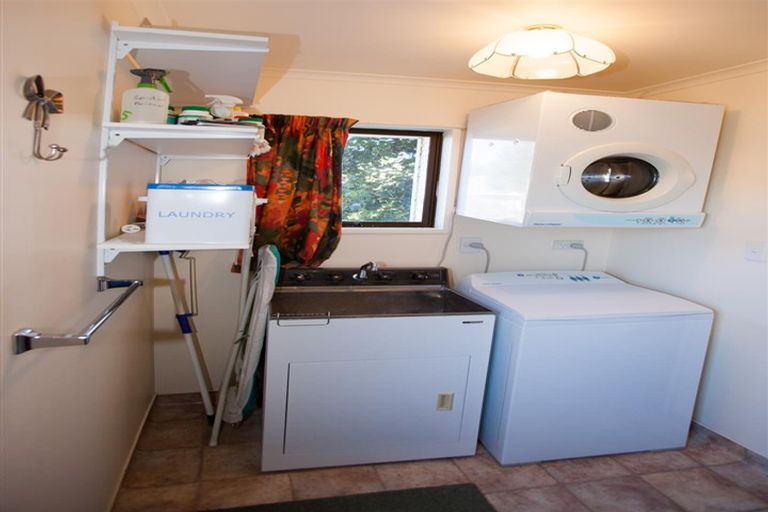 Photo of property in 1 Burnett Place, Lake Tekapo, 7999