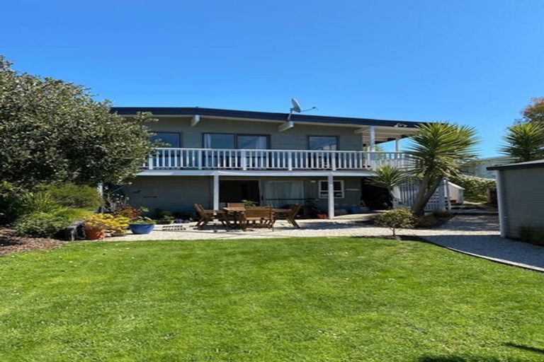 Photo of property in 19 Iwa Street, Mapua, 7005