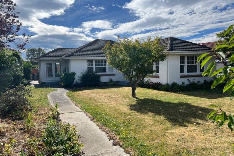 Photo of property in 176 Ilam Road, Ilam, Christchurch, 8041
