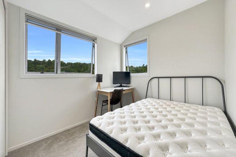 Photo of property in 2/89 Salisbury Road, Birkdale, Auckland, 0626