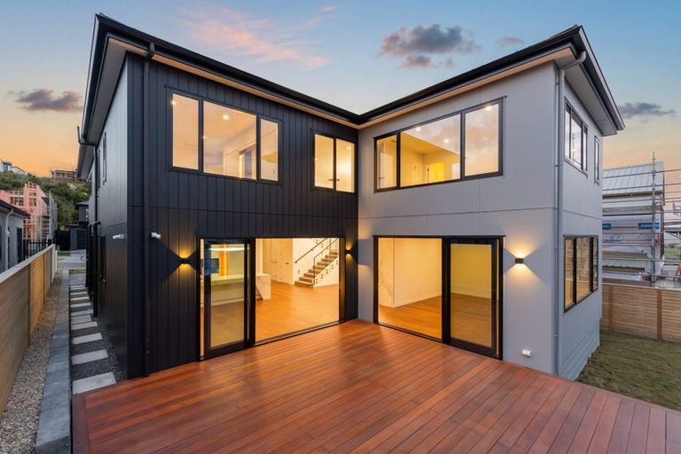 Photo of property in 55 Streamview Way, Long Bay, Auckland, 0630