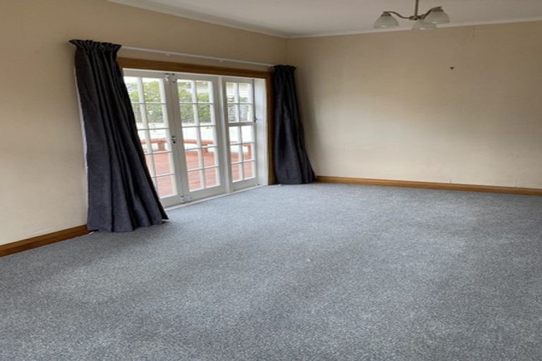 Photo of property in 37 Bristol Square, Hutt Central, Lower Hutt, 5010