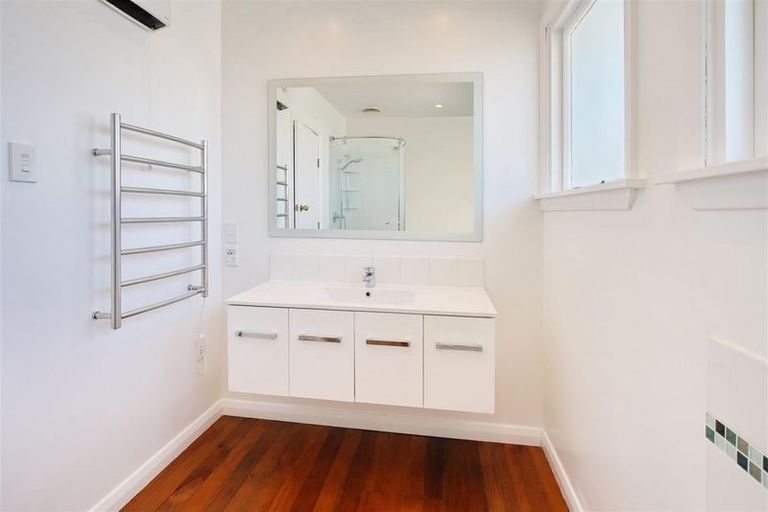 Photo of property in 15 Riwai Street, Templeton, Christchurch, 8042