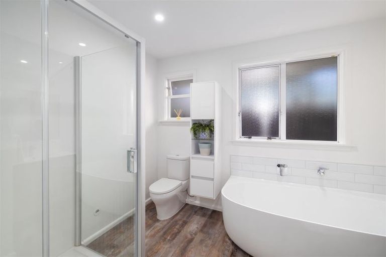 Photo of property in 6 Burrows Place, Ilam, Christchurch, 8041