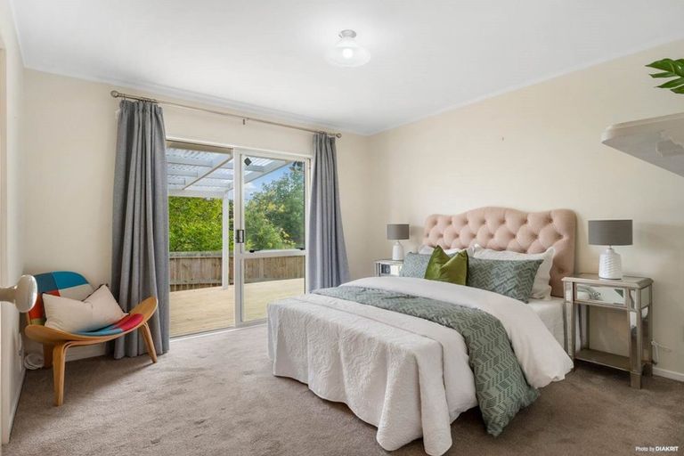 Photo of property in 1/7 Emma Court, Northpark, Auckland, 2013