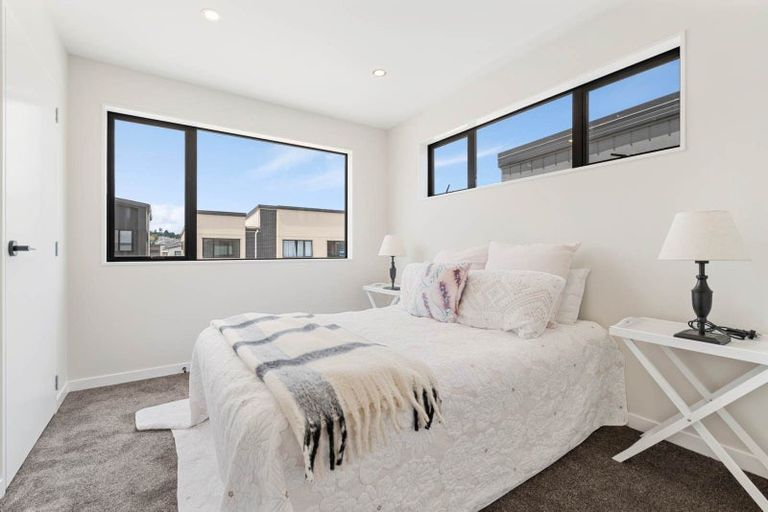 Photo of property in 44 Kiato Lane, Flat Bush, Auckland, 2019