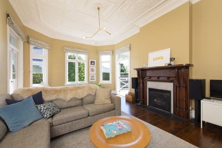 Photo of property in 32 Herbert Road, Mount Eden, Auckland, 1024