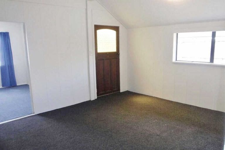 Photo of property in 37 Rodney Street, New Brighton, Christchurch, 8061