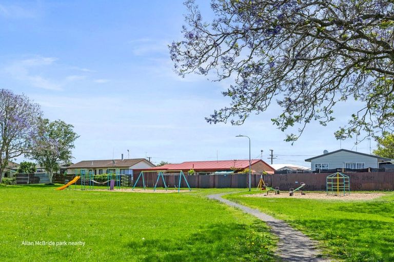 Photo of property in 12 Watling Street, Gate Pa, Tauranga, 3112