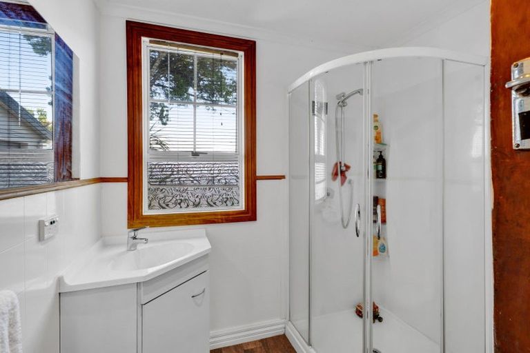 Photo of property in 22 Brown Street, Inglewood, 4330