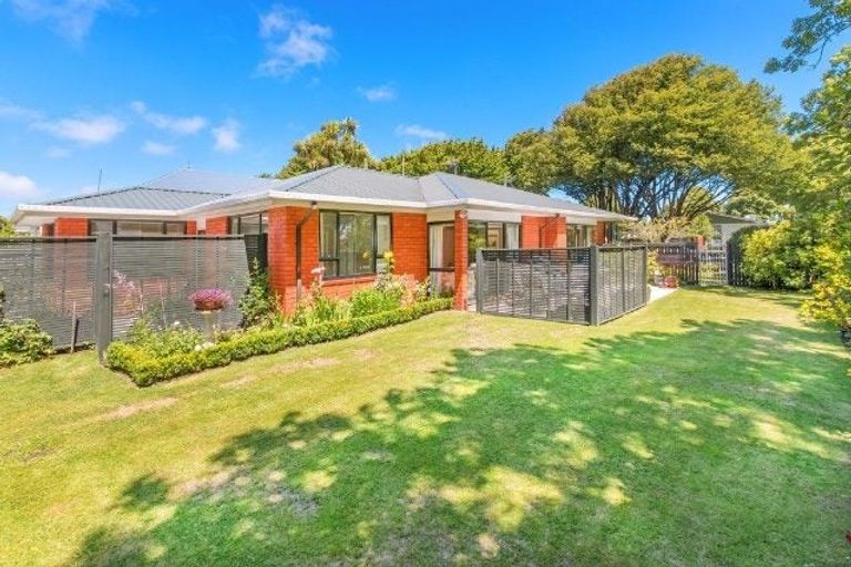 Photo of property in 26 Severn Street, Mairehau, Christchurch, 8013