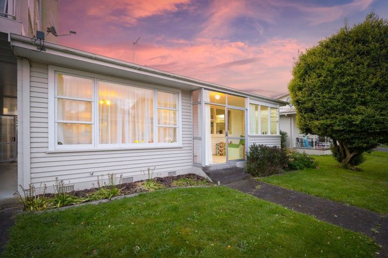 Photo of property in 3 Te Awe Awe Court, Hokowhitu, Palmerston North, 4410