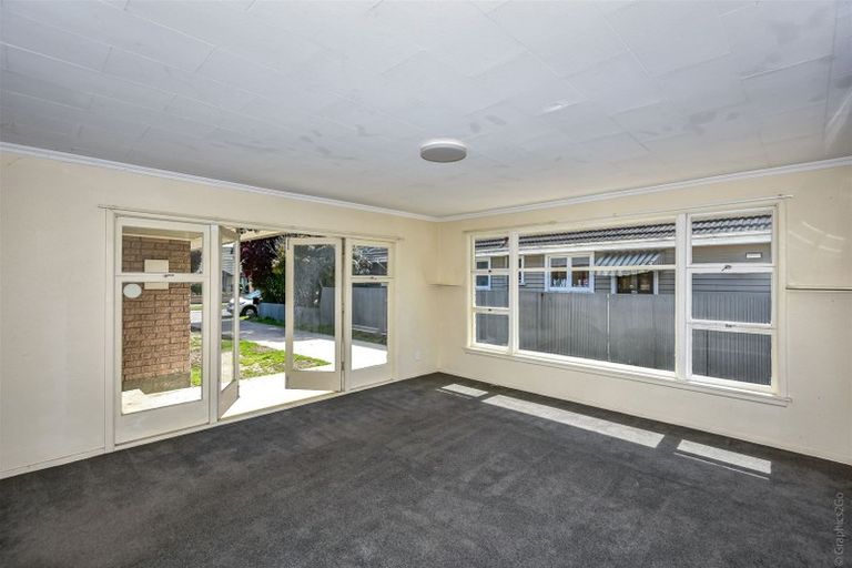 Photo of property in 6 Colman Avenue, Sockburn, Christchurch, 8042