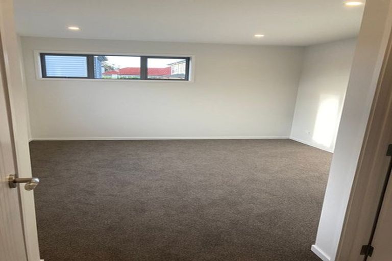 Photo of property in 6d O'halloran Road, Howick, Auckland, 2014