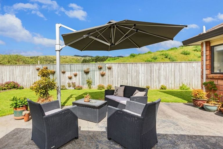 Photo of property in 17 Sams Way, Raumati South, Paraparaumu, 5032