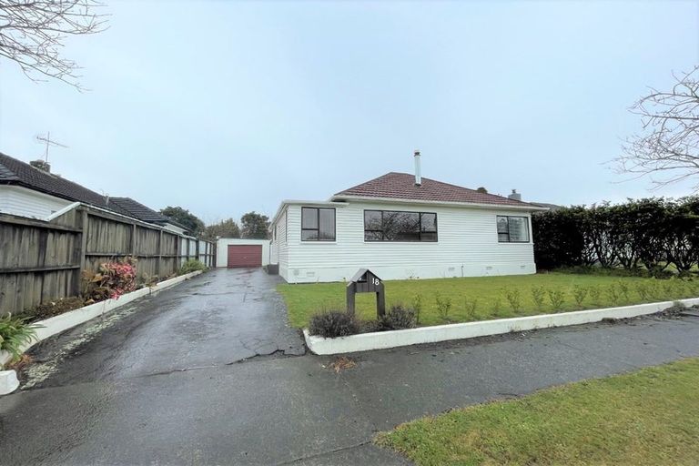 Photo of property in 18 Exeter Street, Brooklands, New Plymouth, 4310