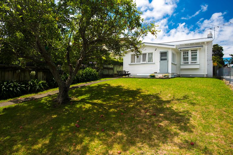 Photo of property in 15 Haronga Road, Inner Kaiti, Gisborne, 4010