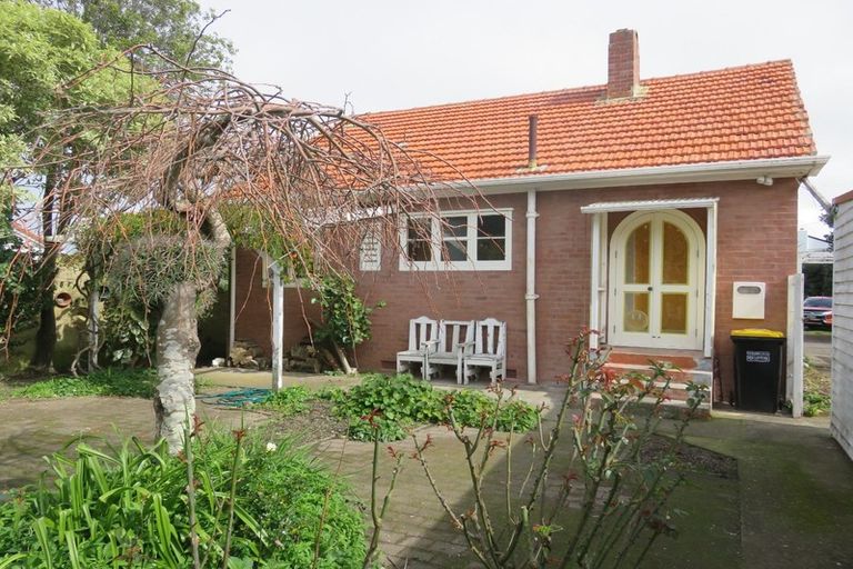 Photo of property in 104 Alfred Street, Thames, 3500