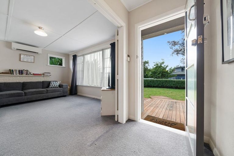 Photo of property in 19 Salisbury Avenue, Terrace End, Palmerston North, 4410