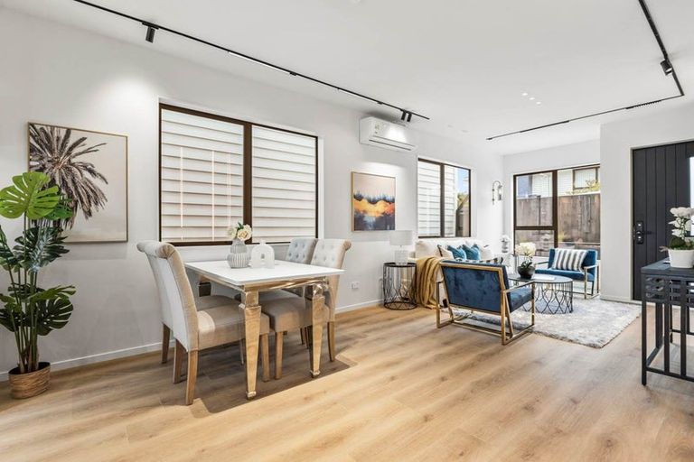 Photo of property in 23c Eden Street, Mangere East, Auckland, 2024