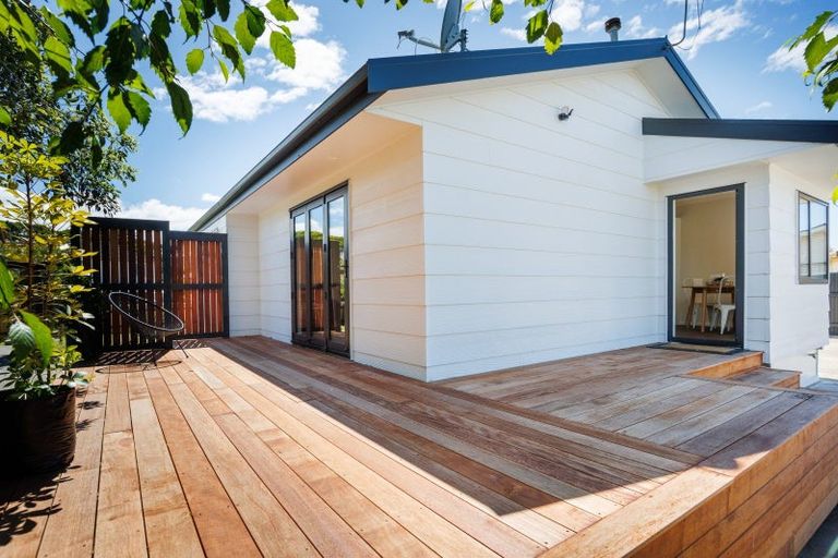Photo of property in 10 Dahlstrom Grove, Kelvin Grove, Palmerston North, 4414