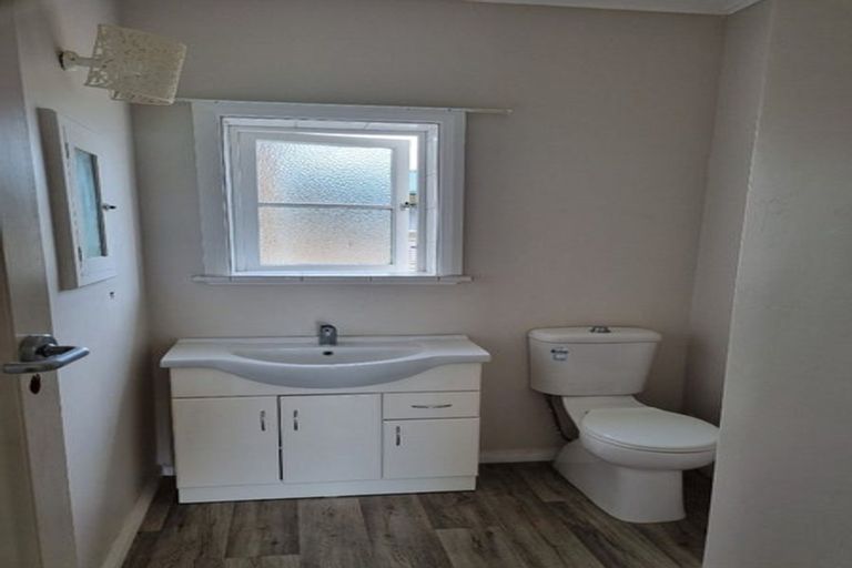 Photo of property in 39 Jackson Street, College Estate, Whanganui, 4500