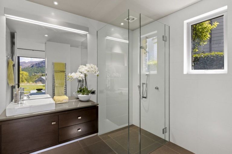 Photo of property in Millbrook Resort, 24 Ayrburn Ridge, Arrowtown, 9371